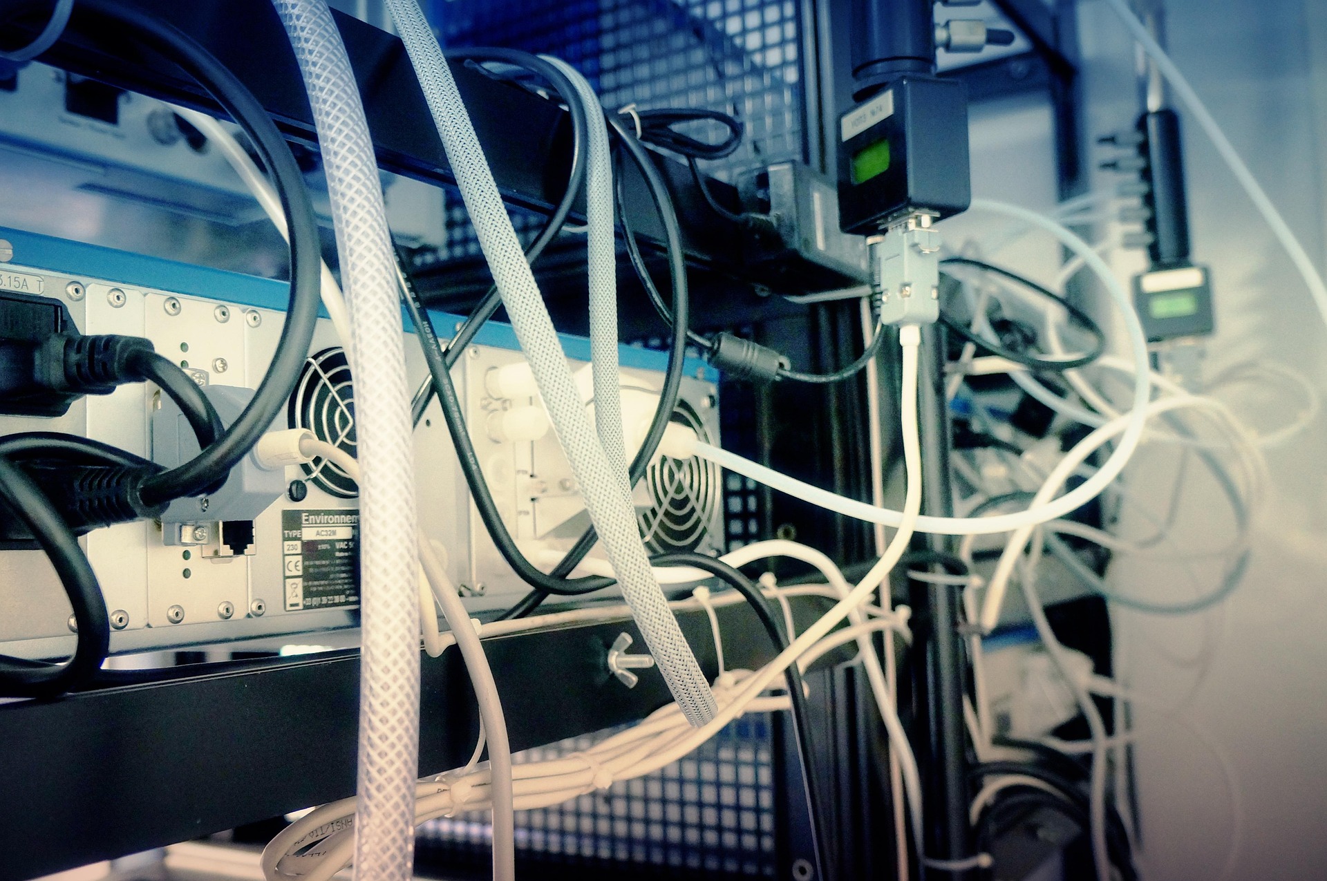 wire-798475_1920